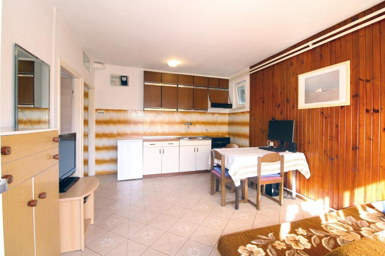 Apartments Valerija 847 بولا المظهر الخارجي الصورة
